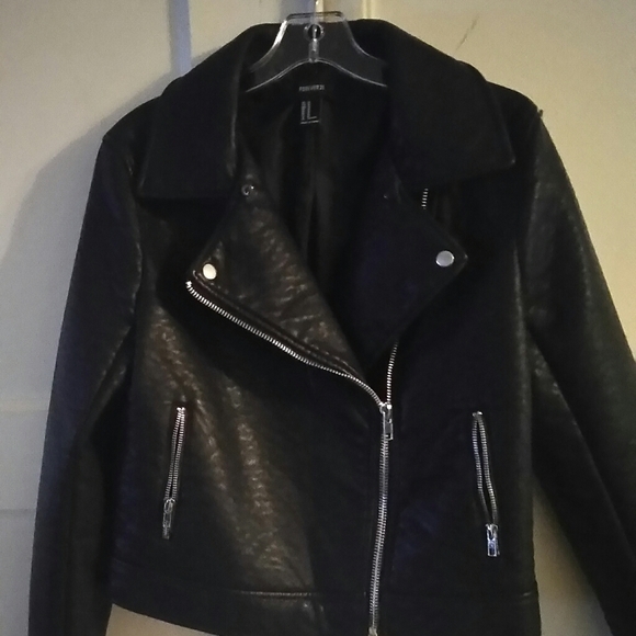 Faux Leather jacket - Picture 2 of 8